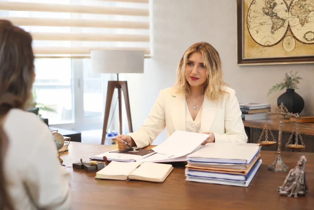 Avukat Görüşmesine Giderken Hazırlanması Gereken Belgeler